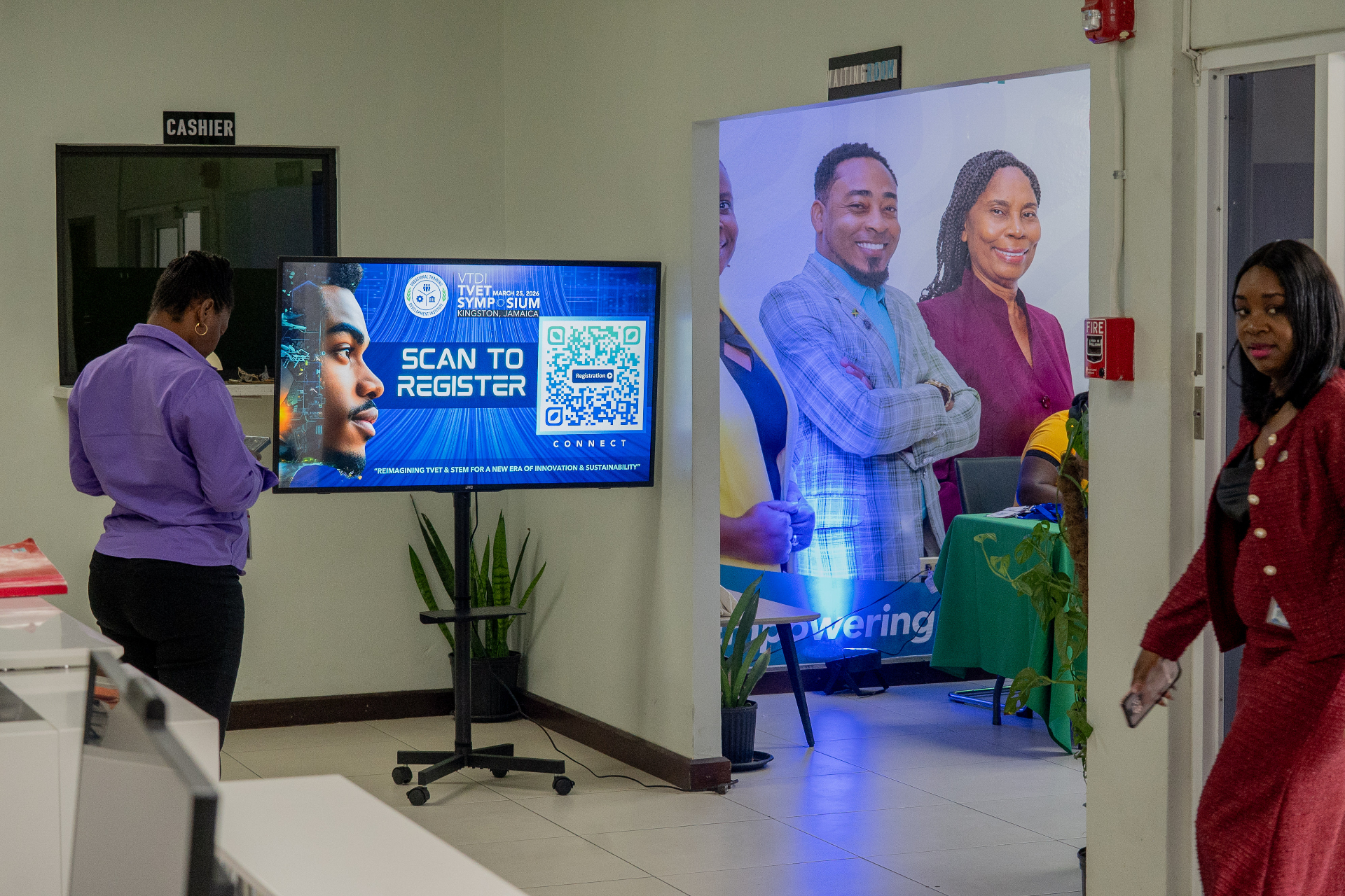 Scan to register: the symposium's digital welcome.